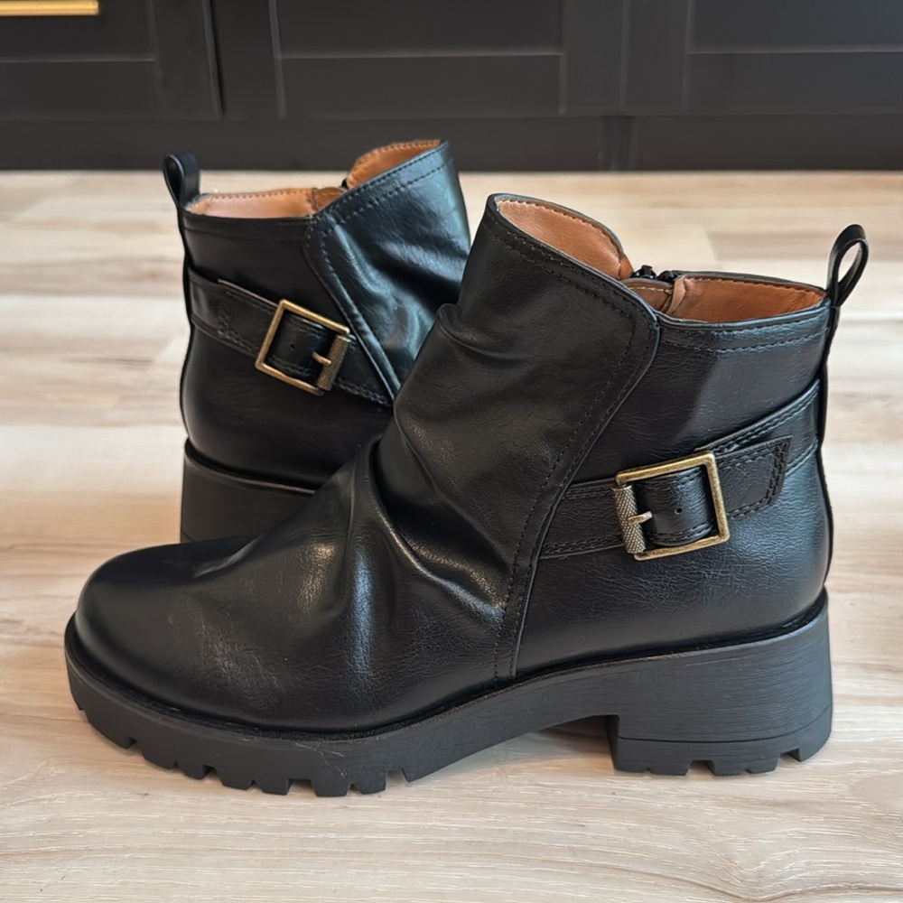 EUROSOFT Ariya Ruched Boot - Picture 3 of 9